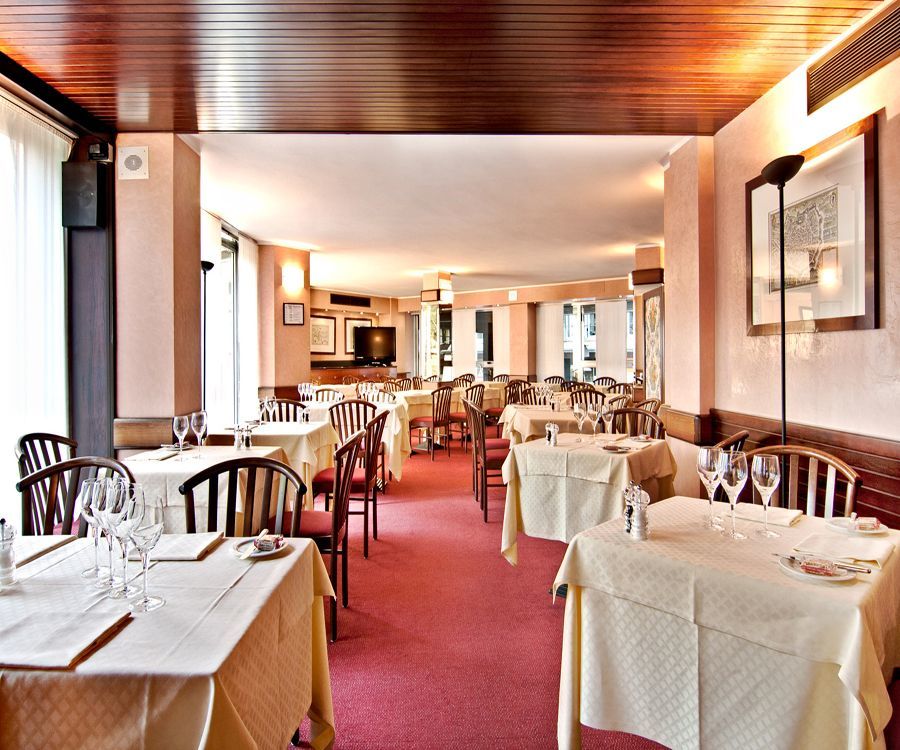 Hotel Galileo Милан Экстерьер фото